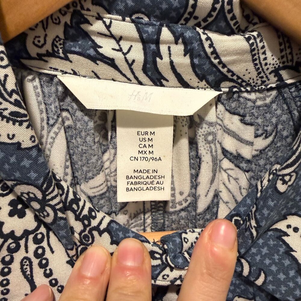 Boho, floral blue dress. H&M - size Medium. - Picture 4 of 6